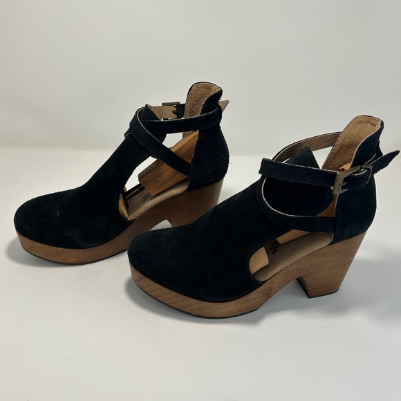 EUC Free People Cedar Clog Black Suede Platform Ankle Strap Bootie Sandal - Picture 4 of 9